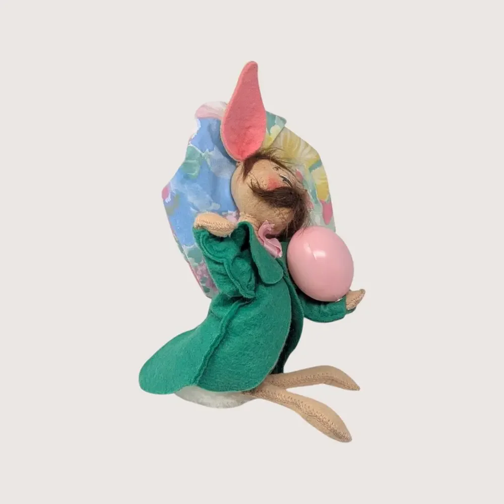 Annalee Dolls size approximately